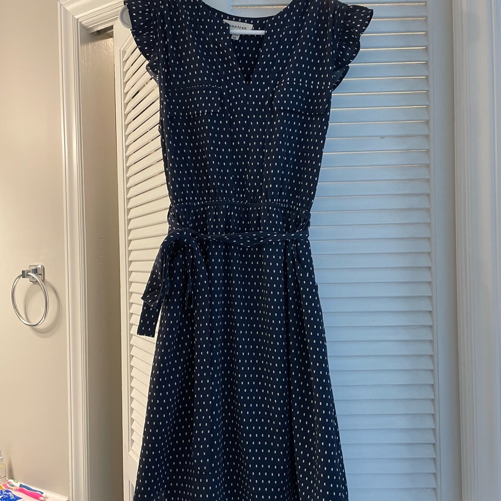 Monteau dress size M